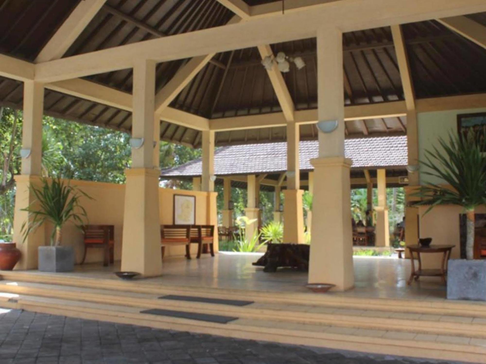 Tastura Beach Hotel Kuta  Zewnętrze zdjęcie