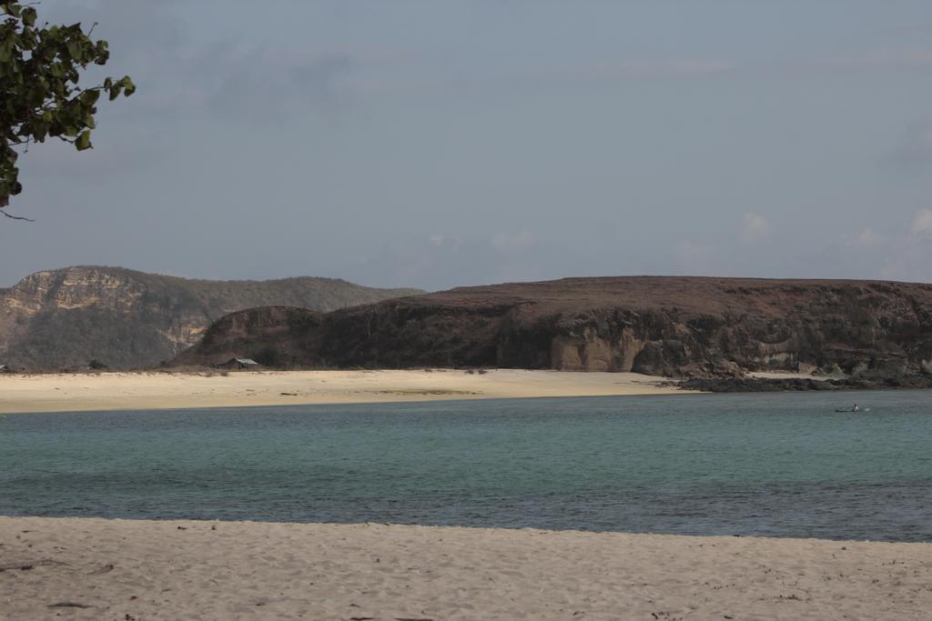 Tastura Beach Hotel Kuta  Zewnętrze zdjęcie