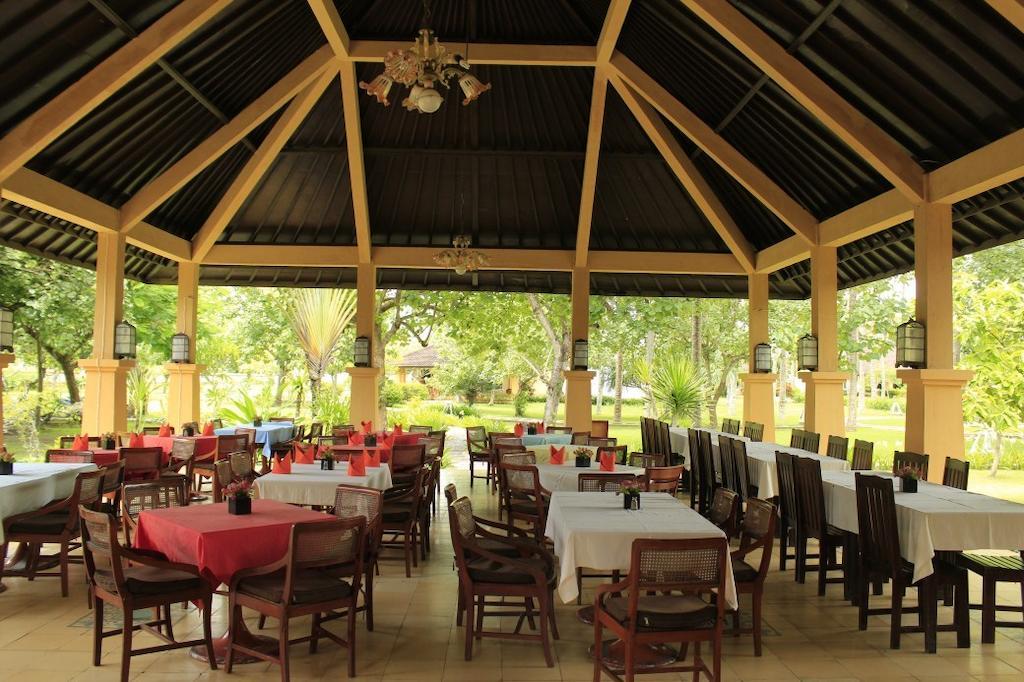 Tastura Beach Hotel Kuta  Zewnętrze zdjęcie